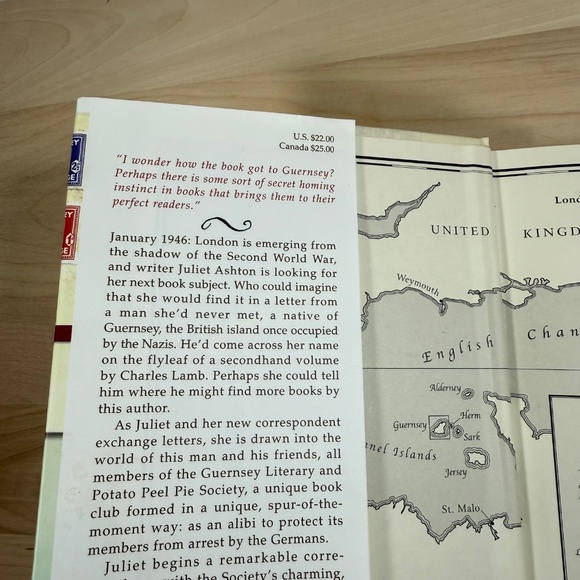 THE GUERNSEY LITERARY AND POTATO PEEL SOCIETY in Hardcover - Picture 2 of 5